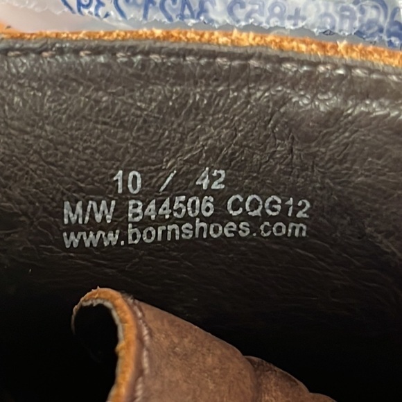 Born Fina Chukka Style Boot - Picture 10 of 12